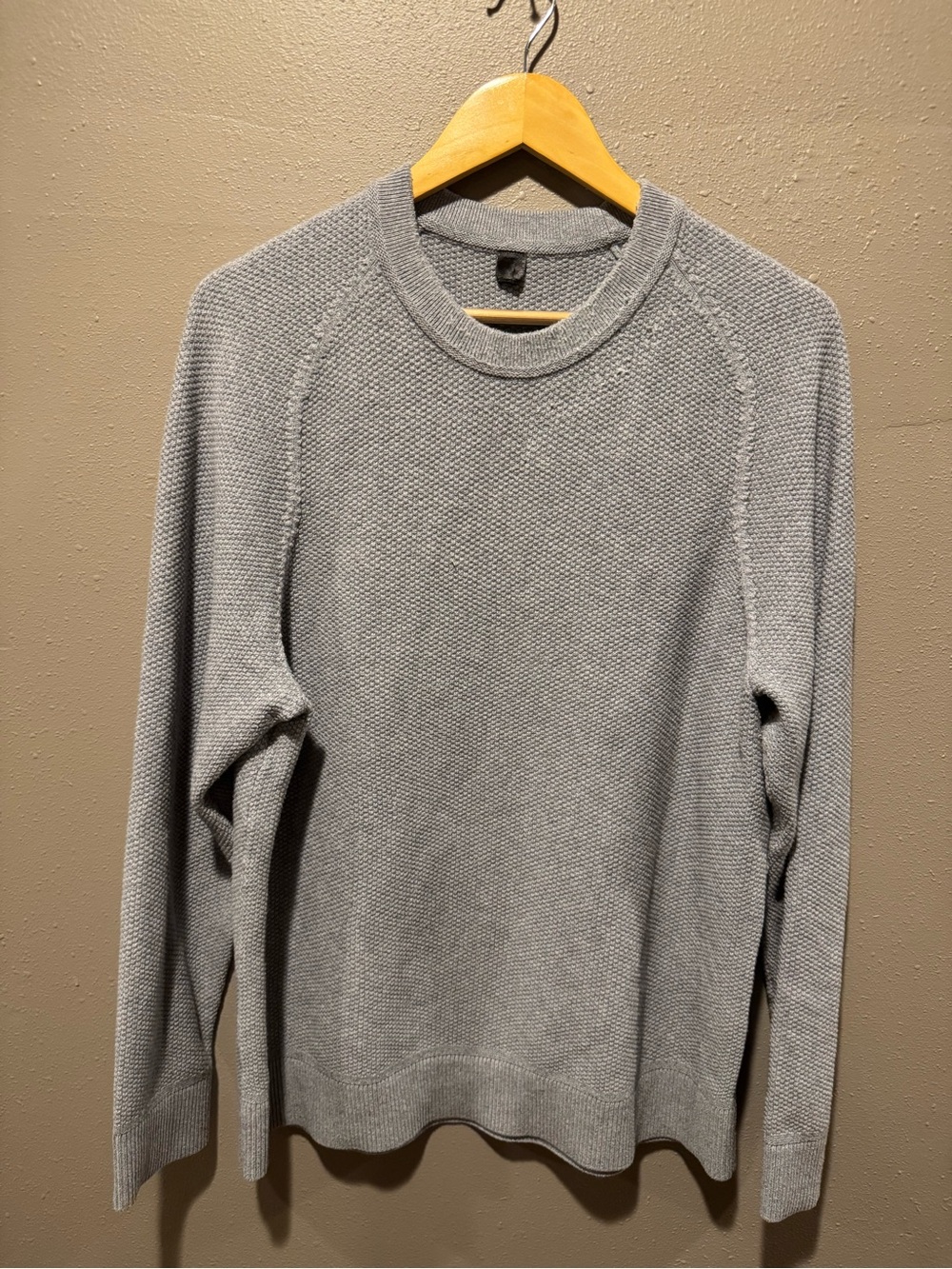 Men’s Lululemon Engineered Warmth Long-Sleeve Crew